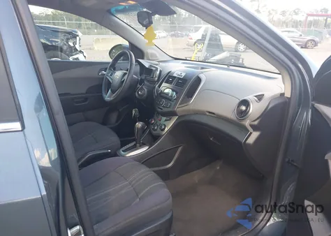 2013 Chevrolet Sonic Lt Auto из США, поврежденный, VIN 1G1JC5SB6D4176193